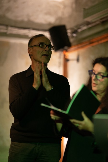 Šance na uzdravení: Křest 118. revue Prostor