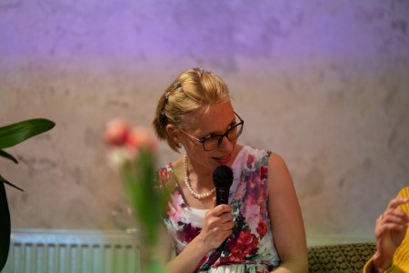 Sari gelin a literatura kavkazského regionu