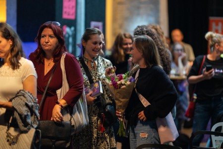 V pasti pohlaví — uvedení knihy Silvie Lauder