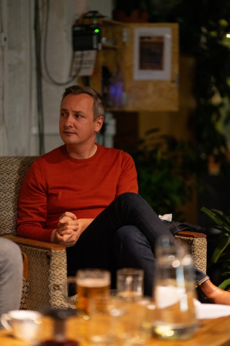 Komu patří metafory? AI a autorství