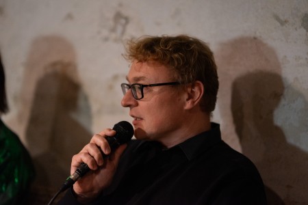 Komu patří metafory? AI a autorství