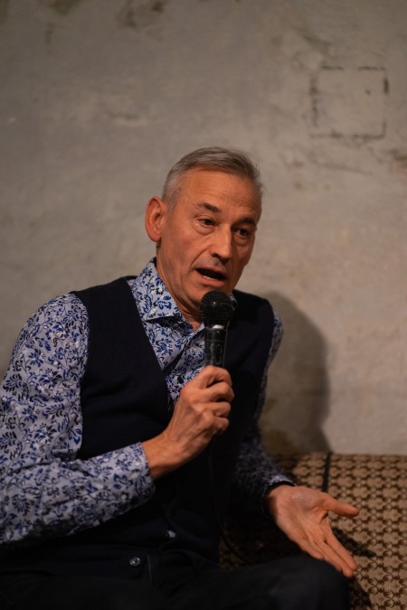 Poezie v otázkách