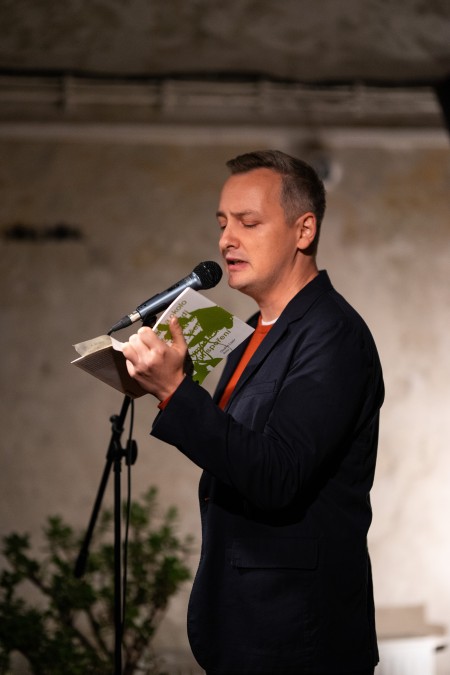 Retro — setkání s novou sbírkou Ondřeje Lipára