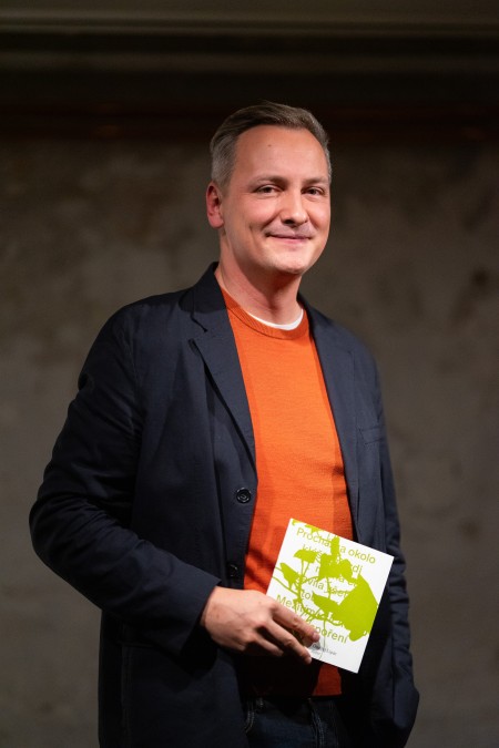 Retro — setkání s novou sbírkou Ondřeje Lipára