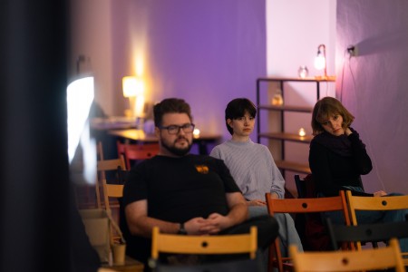 Vlastní pokoj: Rodinné ságy