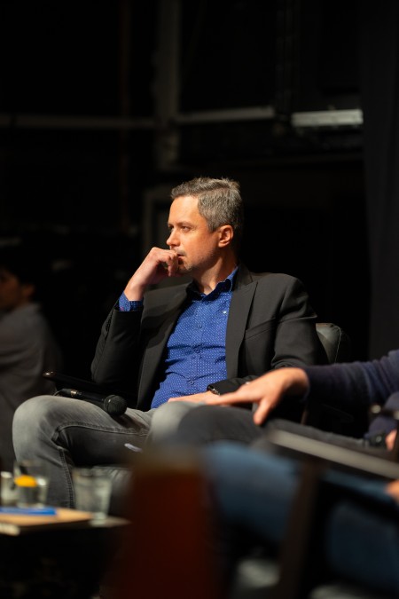 Proč mají distributoři 50 procent z ceny knih? | Debata