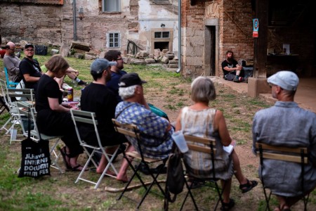 Revue Prostor na cestách: Mezi námi zvířaty
