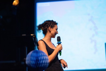 HYB4 Čítárna: Reporter Slam RefuFest