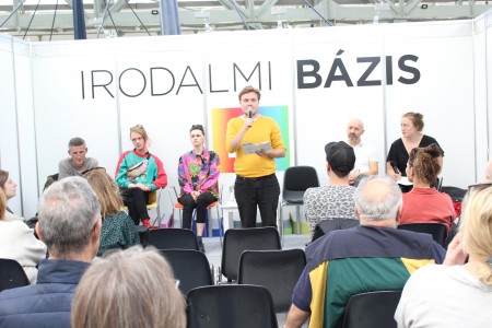 Básnické a literární kolektivy střední Evropy // Cseh tenger Budapesten