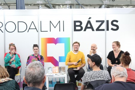 Básnické a literární kolektivy střední Evropy // Cseh tenger Budapesten