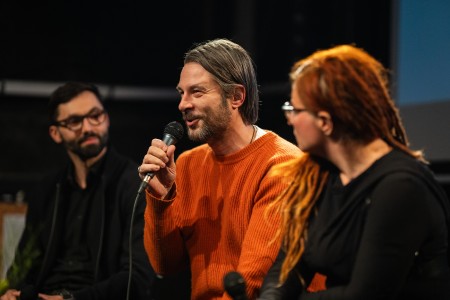 HYB4 Čítárna: Od frustrace k akci: Diskuze o alternativních komunitách