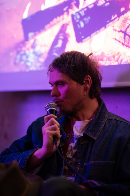HYB4 Čítárna & Plav: Když bizoni popíjej v kamioňáckym bistru