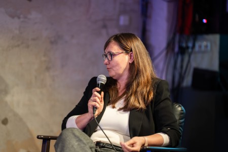 HYB4 Čítárna: Čeština a škola ve 21. století