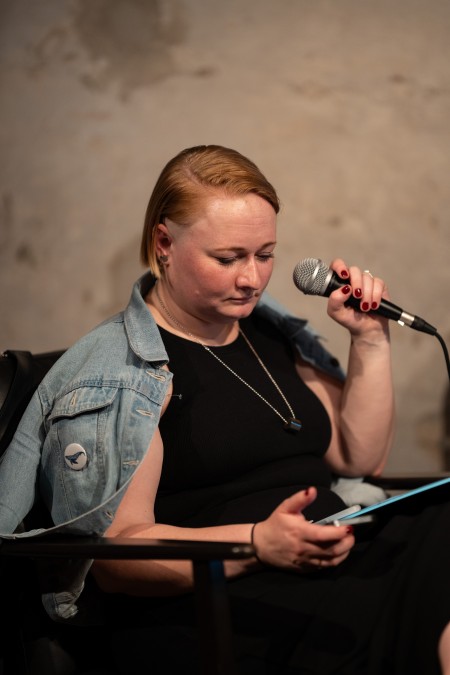 HYB4 Čítárna: Pestrá a duhová – česká queer literatura 20. a 21. století