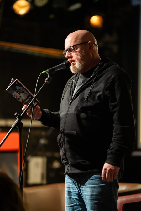 HYB4 Čítárna: Uvedení čísla revue Prostor „Lidi se*rou lidi“
