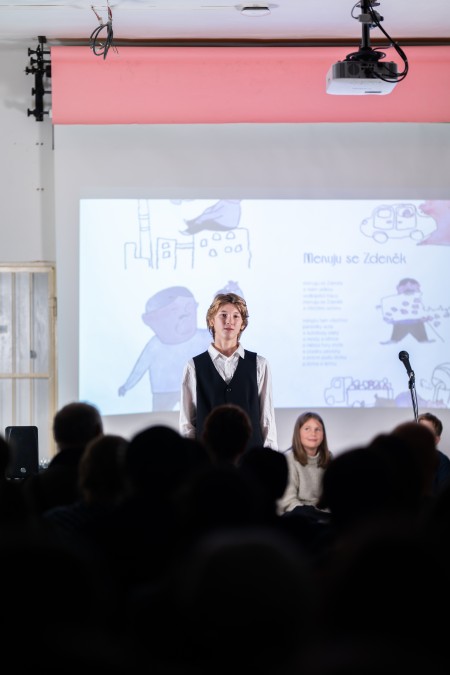 HYB4 Čítárna: Už žádný verše o zvířátkách – uvedení knihy