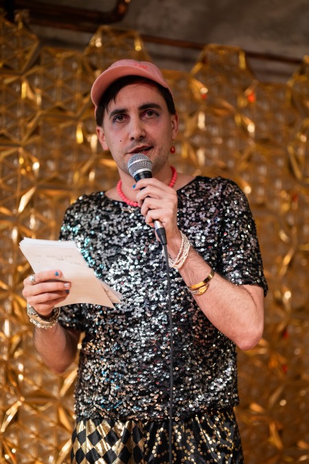 HYB4 Čítárna: Hrajte ještě dál | uvedení + karaoke