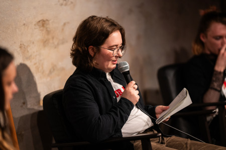 HYB4 Čítárna: OMLATINA: Luz & Kamila Schewczuková