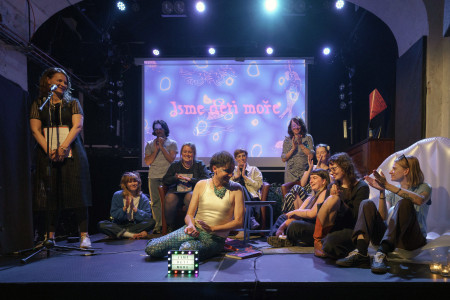 HYB4 Čítárna: Jsme děti moře | uvedení Revue Prostor 125