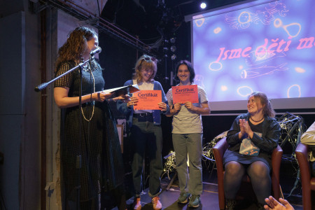 HYB4 Čítárna: Jsme děti moře | uvedení Revue Prostor 125