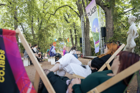 Debata Revue Prostor: Zvuk mezi pamětí, remixem, uměleckou a kritickou praxí