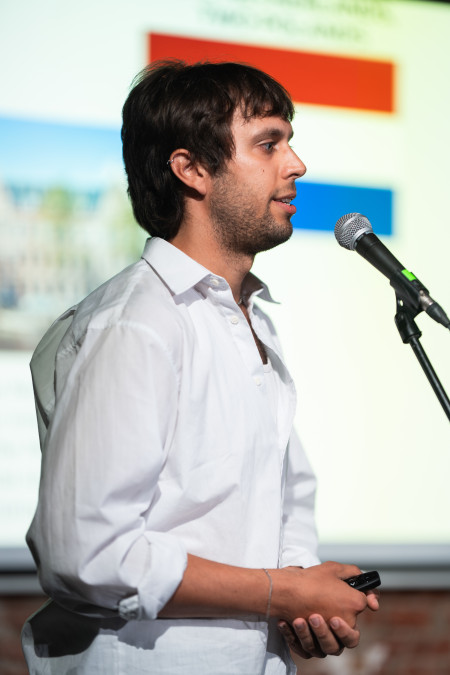 Storytelling Live