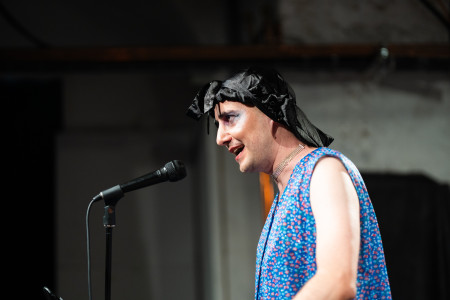 HYB4 Čítárna: Kabaret chimér