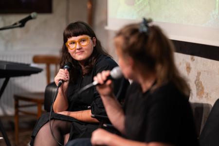 HYB4 Čítárna: RP uvádí: nové básnické hlasy