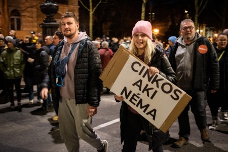 „Len sa hráme!“