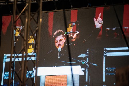 „Len sa hráme!“